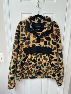 Carhartt Camel, Brown & Black Camo Sherpa Fleece